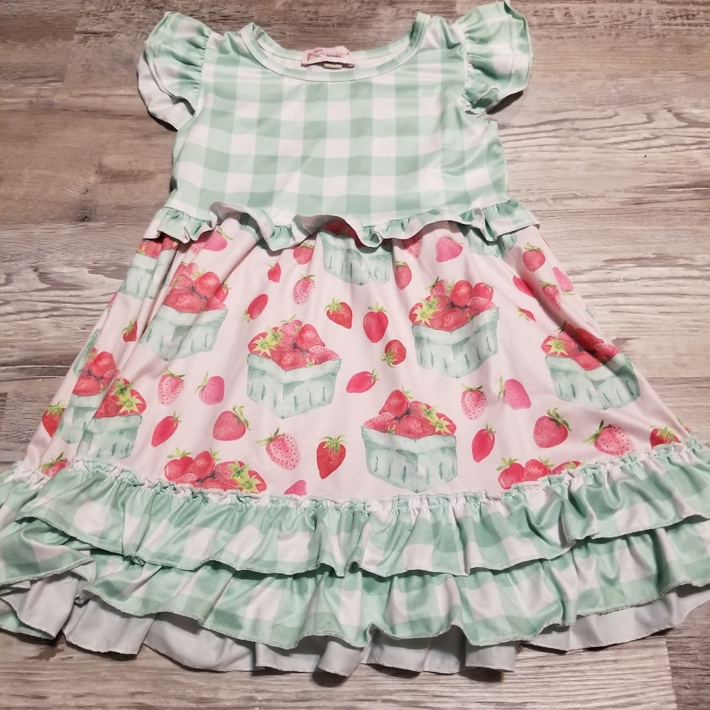 💘 Clover Cottage Toddler Strawberry Print Gingham Boutique Dress